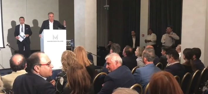 Eνταση με Καλαφάτη σε εκδήλωση των δικηγόρων της Θεσσαλονίκης για τη συμφωνία των Πρεσπών (βίντεο)